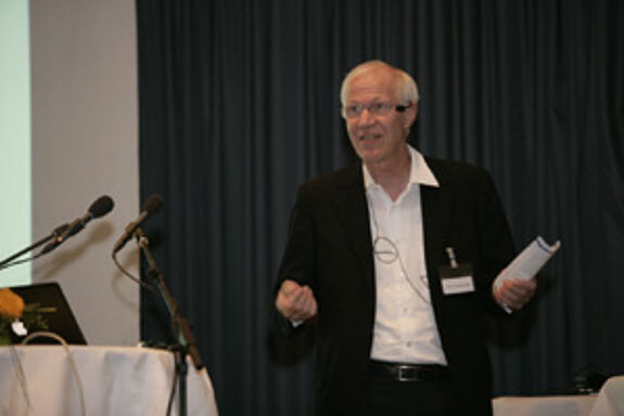 Prof. Hubertus Heuer 